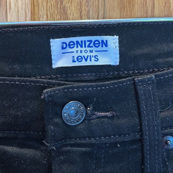 Denizen from Levi's Men's 9" InseamSlim Fit Jean Shorts-Black size 32” - Picture 5 of 12
